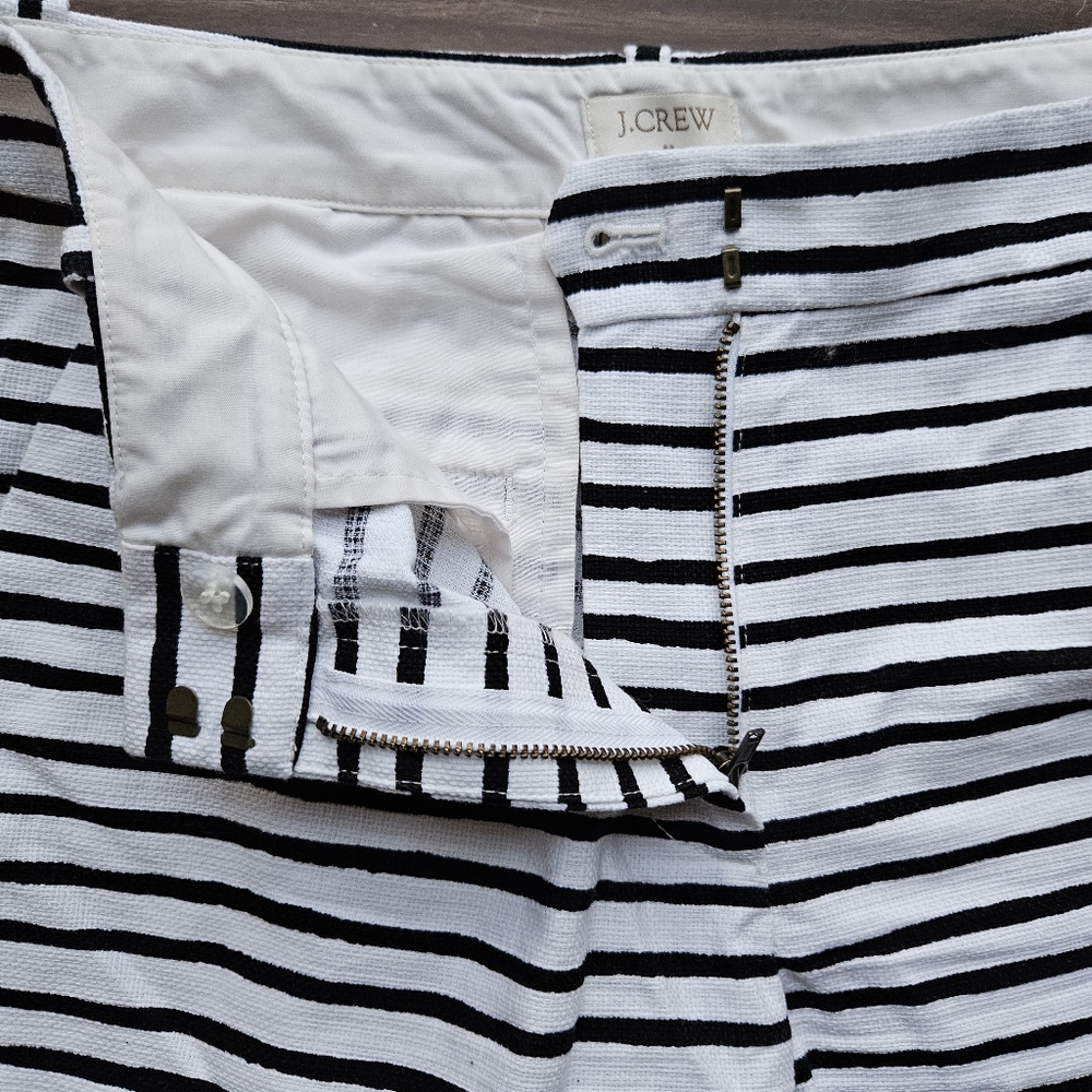 J.Crew Striped Pleated Shorts Nautical Black/ White Women's Size 4 - Picture 5 of 13